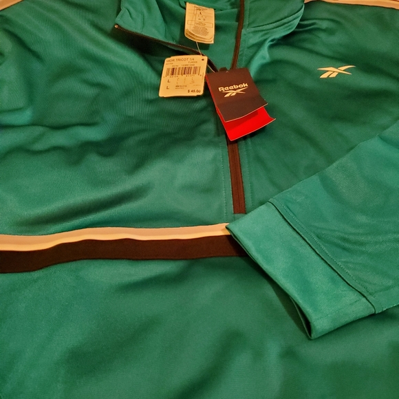 Reebok Men's Workout 1/4 zip pullover shirt. NWT size Large seatea color - Picture 2 of 10